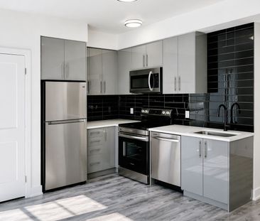 For Lease - 6065 Mcleod Road Unit# 202, Niagara Falls, Ontario - Photo 2