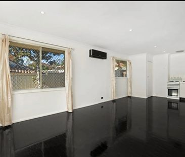 FOR LEASE! Stylish, Modern and Well-Presented 2-Bedroom Home - Photo 1
