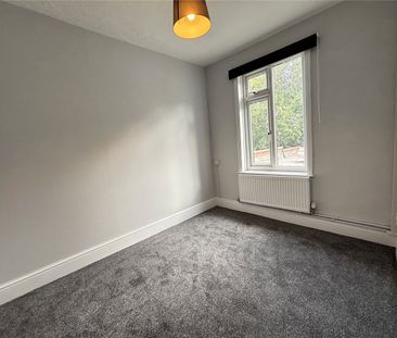 2 bedroom apartment to rent Burgess Road, Southampton, SO16 - Photo 2