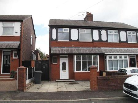 Goldenways, Wigan, WN1 - Photo 3