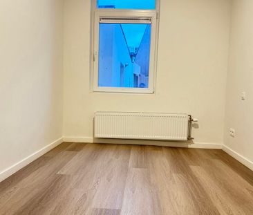 Appartement te huur in Oostende voor € 850 met 2 slaapkamers - Foto 3