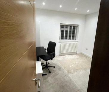 3 bedroom apartment to rent - Photo 6