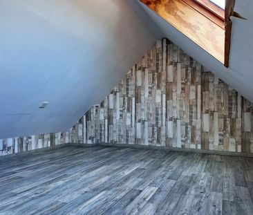 Gezellige stadswoning te huur met ruime garage en parking! - Foto 2