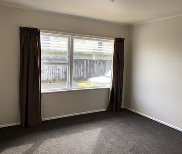 2/1171 Victoria Street - Photo 6