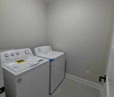 For Lease - 824 Namur Street, Russell, Ontario - Photo 2