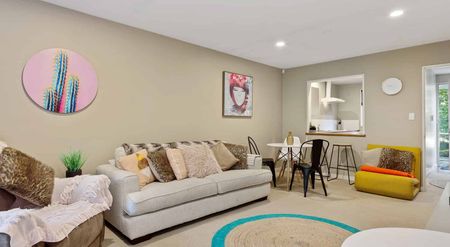 Fantastic Location - Photo 5