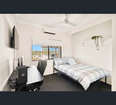 7 Lyn Court, Beaconsfield, Qld 4740 - Photo 1
