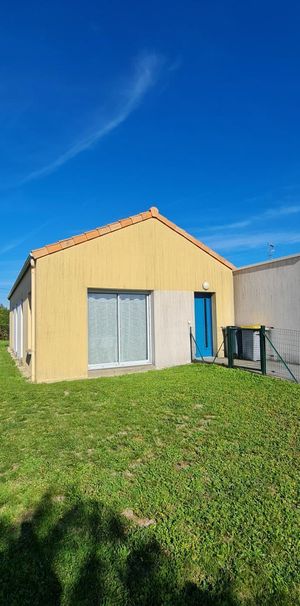 Dans lotissement, proche des commerces, maison de plain-pied - Photo 1