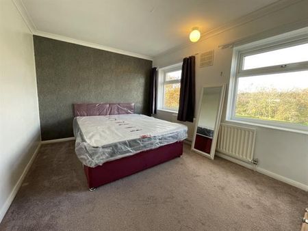 Braemar Road, BILLINGHAM - Photo 4