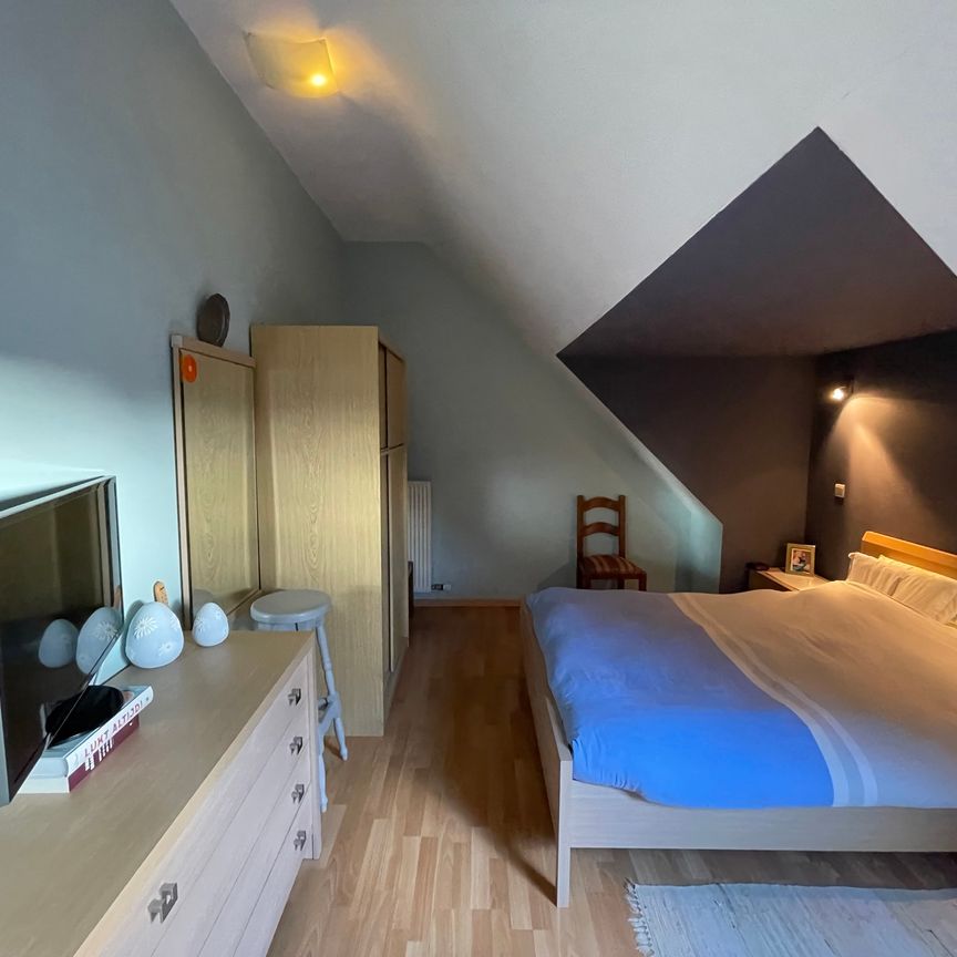 LEDE - Ruim, lichtrijk duplexappartement vlakbij de dorpskern. - Photo 1