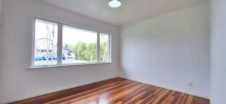 Renovated 2-Bedroom Waterview Unit – Move-In Ready! - Photo 5