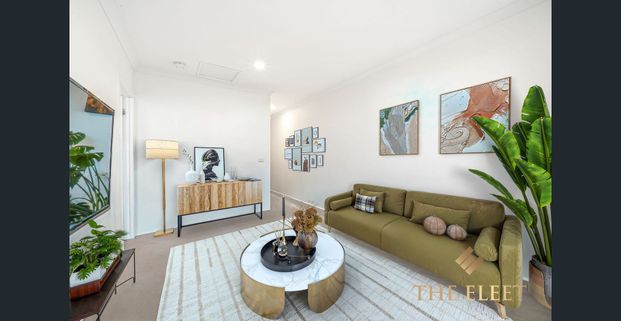 Double Storey Family Living! - Photo 1