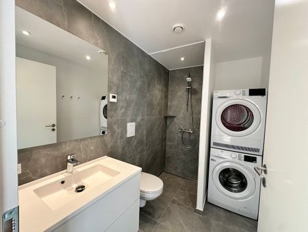 Moderne 3-værelses lejlighed med udsigt i Nørresundby - Photo 3