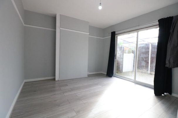 4 bedroom semi-detached house to rent - Photo 1