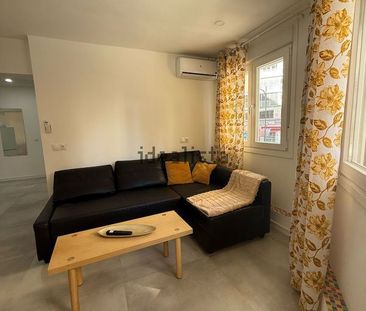 Alquiler de piso en Calle Reding - Photo 1