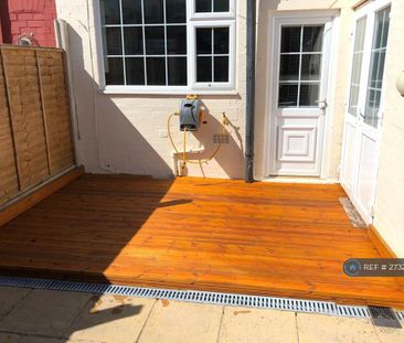 2 bedroom terraced house to rent - Photo 3