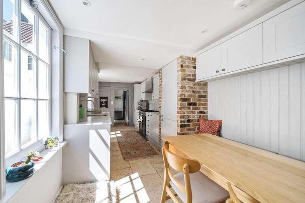 Vale Of Health, Hampstead, NW3 - Photo 1