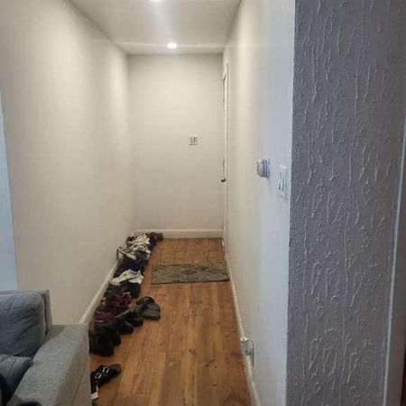 ⭐ 4 1/2 à louer – Sous‑sol d’un duplex à Saint‑Léonard – Disponible 1er juillet 2026 ⭐ - Photo 4