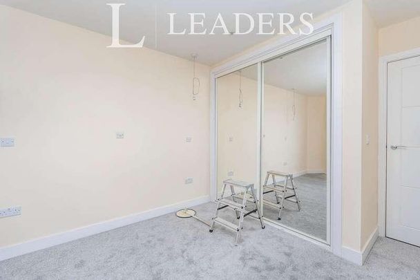 Kingsbury House, Kingsbury Road, Southampton, SO14 - Photo 1