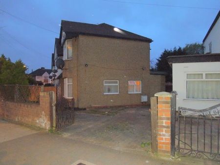 Room in a Shared House, Lyon Park Avenue, HA0 - Photo 4