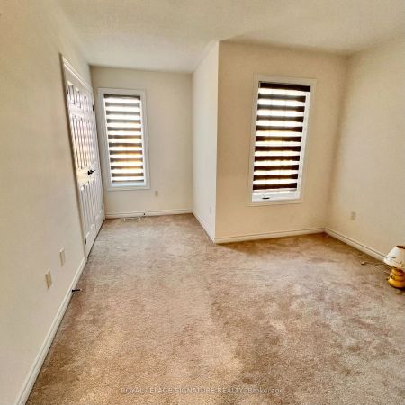 Property For Lease | E9285129 - Photo 4