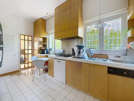 Uccle: Splendid 4-bedroom house with garden and terraces - Foto 1