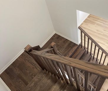 For Lease - 4 Vinewood Crescent, Barrie, Ontario - Photo 3