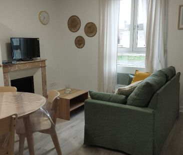 Location Appartement 2 pièces 33m² JARNAC 16200 - Photo 1