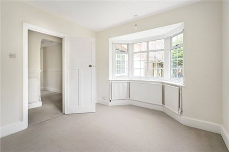 A detached two storey 1930's house with integral single garage situated in Wendover - Photo 5