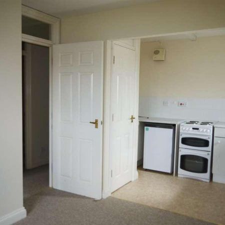 Vinery Court, Stratford-upon-avon, CV37 - Photo 3