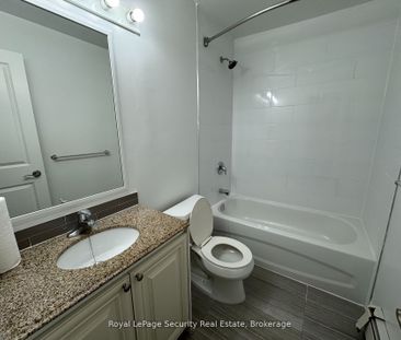 For Lease - 62 Lippincott Street Unit# 4, Toronto, Ontario - Photo 4