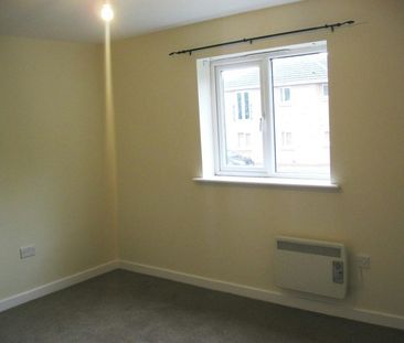 Flat to rent on - Photo 3