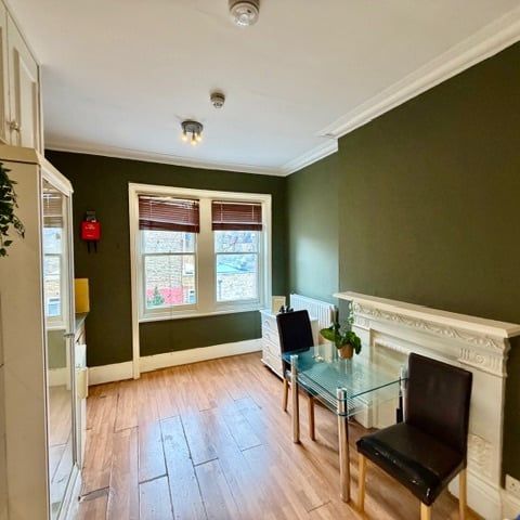 Room in a Shared House, Ravenscroft Road, W4 - Photo 1