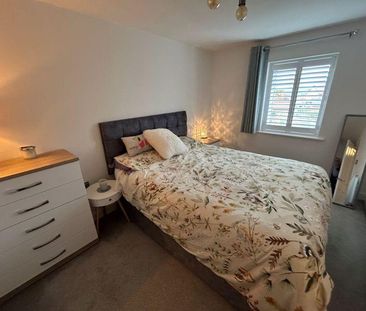 3 bedroom semi-detached house to rent - Photo 5