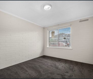 Ground Floor Apartment in Brilliant Location - Photo 2