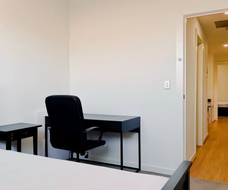 Secondary room in 3 Bedroom - Photo 3