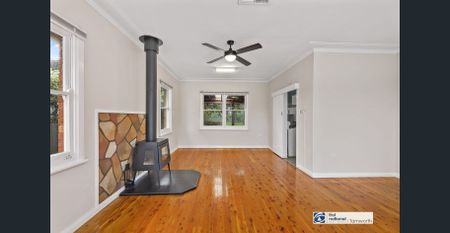 3 Bedroom home - South Tamworth - Photo 2
