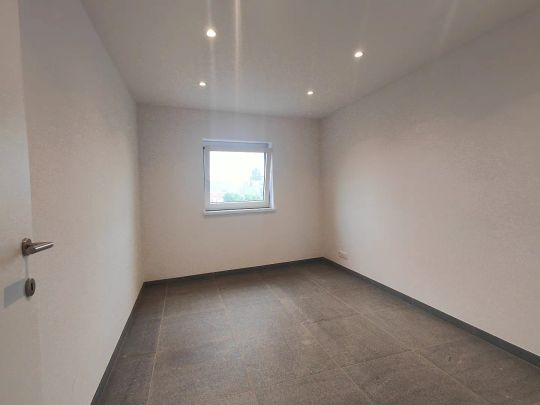 Verzorgd tweeslaapkamer appartement in het centrum van Meulebeke - Foto 1