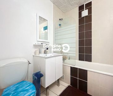 Location appartement à Lorient, 2 pièces 42.1m² - Photo 5