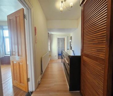 8 Ballygomartin Road, Belfast, BT13 3LD - Photo 6