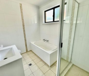Freshly Painted 3 Bedroom Home - Photo 3