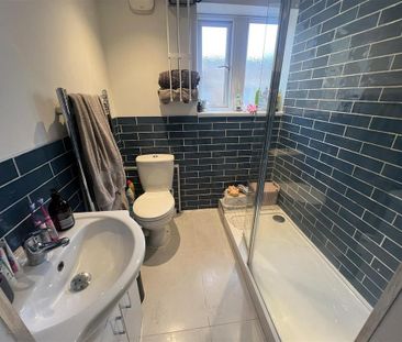 3 bedroom terraced house to rent - Photo 6