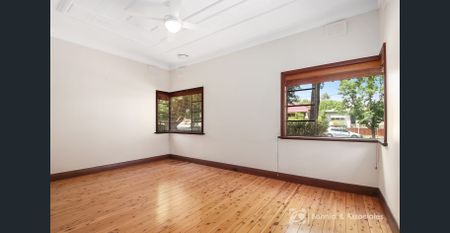 SOUGHT-AFTER EAST ALBURY - Photo 3