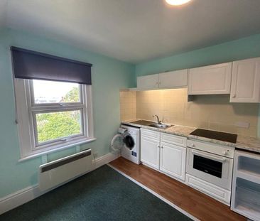 London Road, Guildford, GU1 - Photo 2