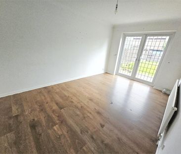 4 bedroom detached house to rent - Photo 1