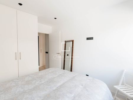 Excellent 1 Bedroom apartment for rent in Hispanoamérica, Madrid - Photo 4