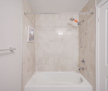 For Lease - 60 Imperial College Lane, Markham, Ontario - Photo 5