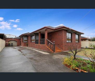 5 Gillon Court, St Albans, Vic 3021 - Photo 2