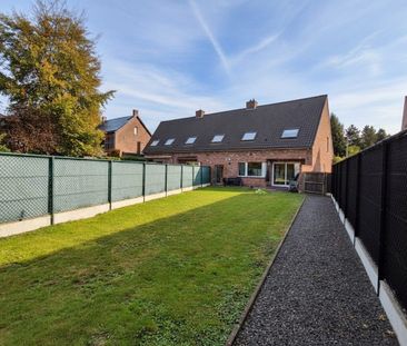GEZELLIGE GEZINSWONING MET 3 SLPKS | GARAGE EN TUIN IN HARTJE DENTE... - Photo 1