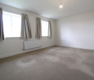 Lionheart Avenue, Bishops Tachbrook, Leamington Spa - Photo 1